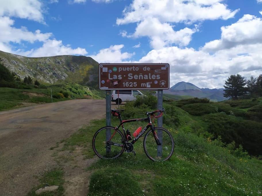 Duplex El Refugio De Porma Lejlighed Puebla de Lillo Eksteriør billede